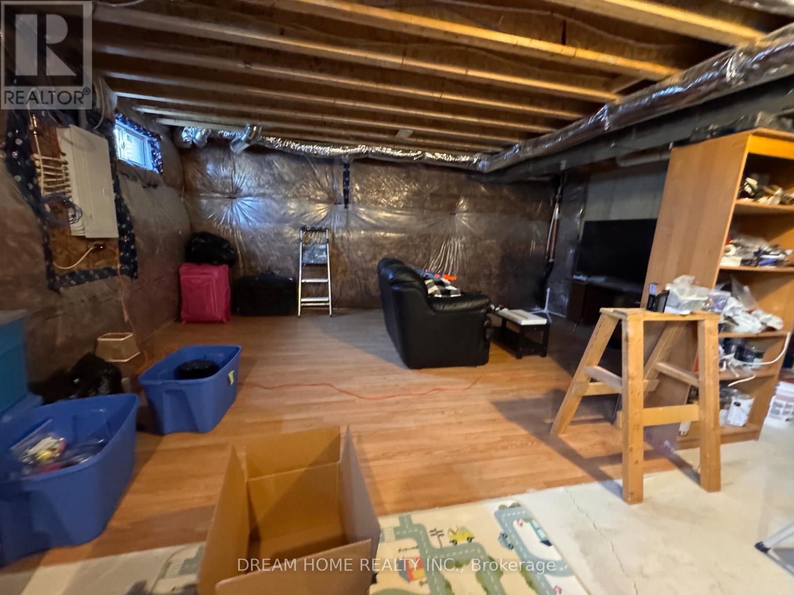 Photo 40 of 11 Allcroft Court, Hamilton ON