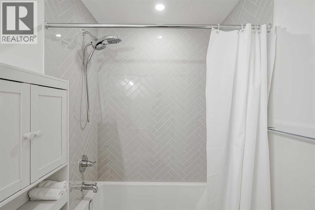 Single Family House for Sale in  A Street NE Bridgeland/Riverside Calgary 