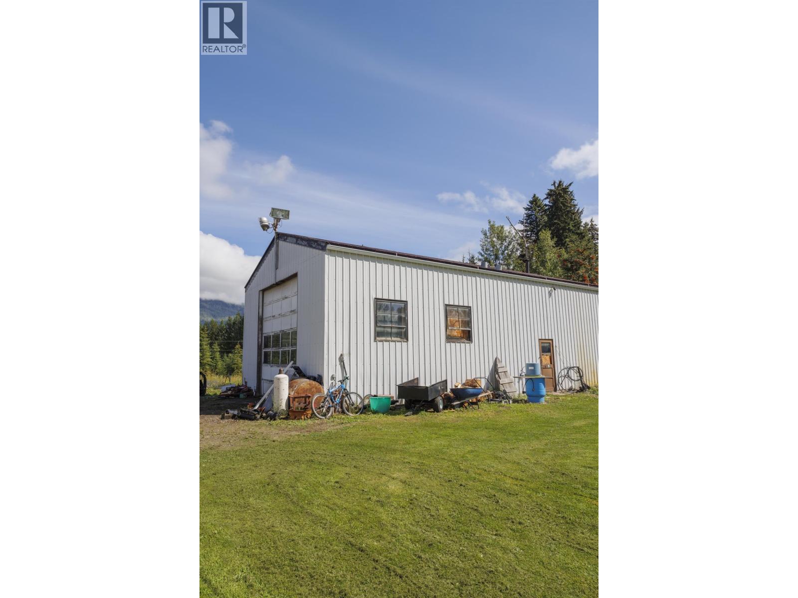 Photo 13 of 1200 Dorval Road, Mcbride BC