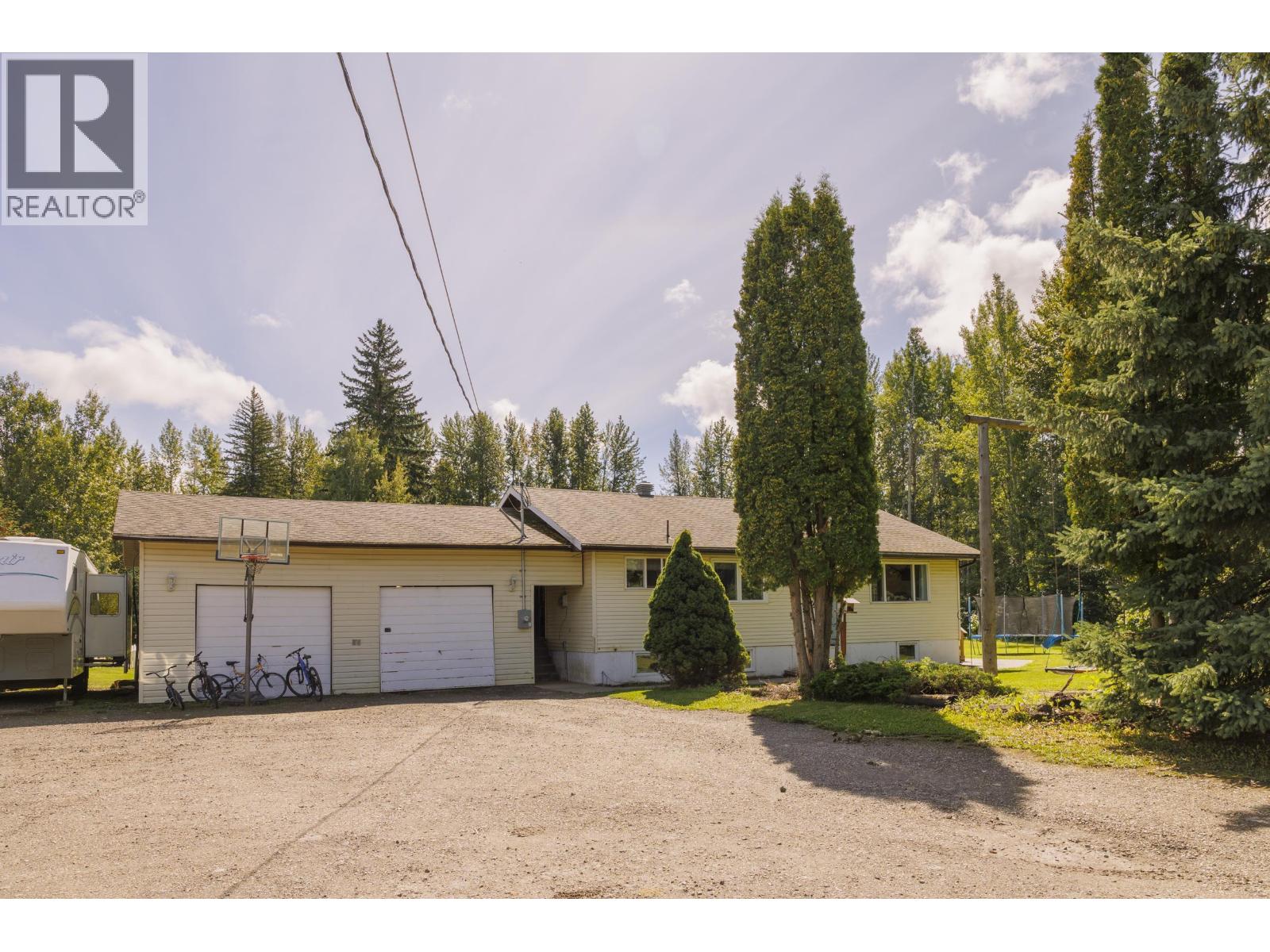 Photo 2 of 1200 Dorval Road, Mcbride BC