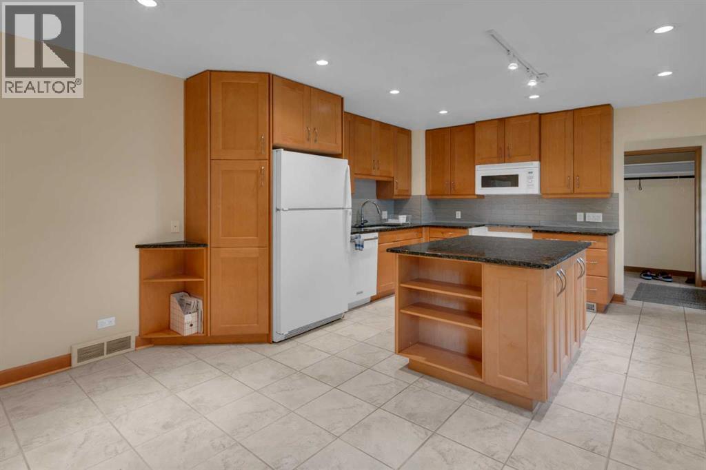 Single Family House for Sale in   Street NW Hounsfield Heights/Briar Hill Calgary 