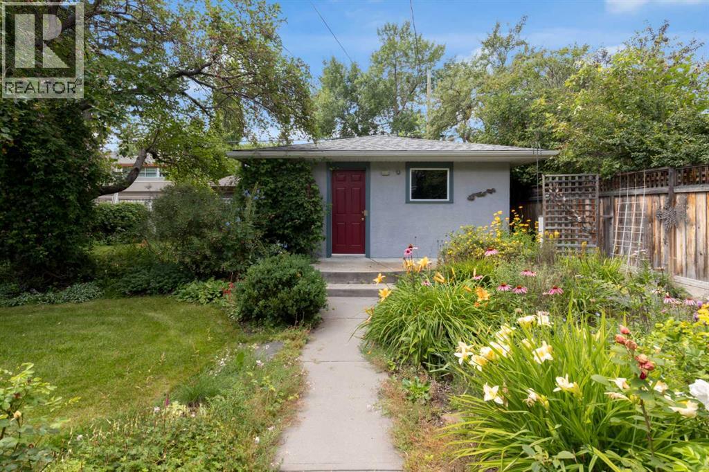 Single Family House for Sale in   Street NW Hounsfield Heights/Briar Hill Calgary 