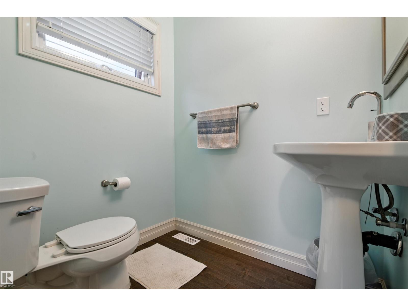 Photo 15 of 6863 Cardinal Link Li Sw, Edmonton AB
