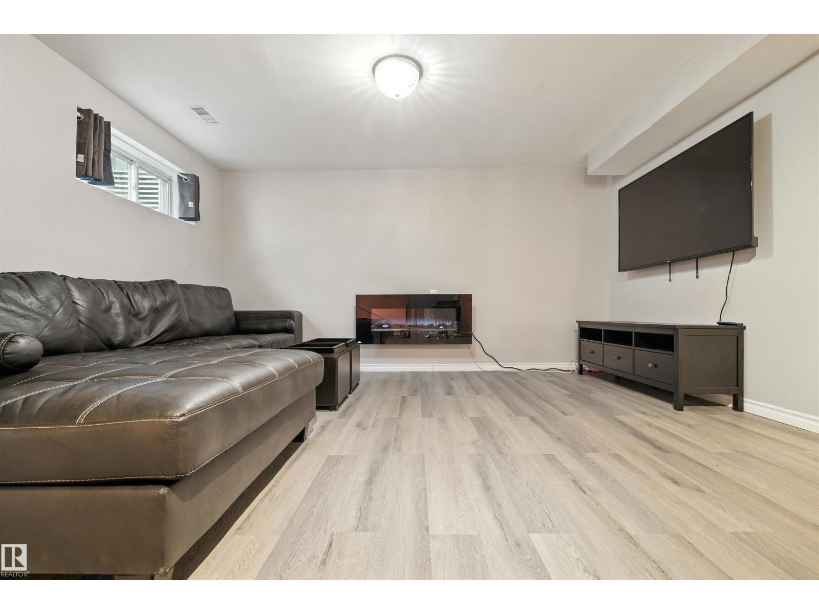 Photo 26 of 6863 Cardinal Link Li Sw, Edmonton AB