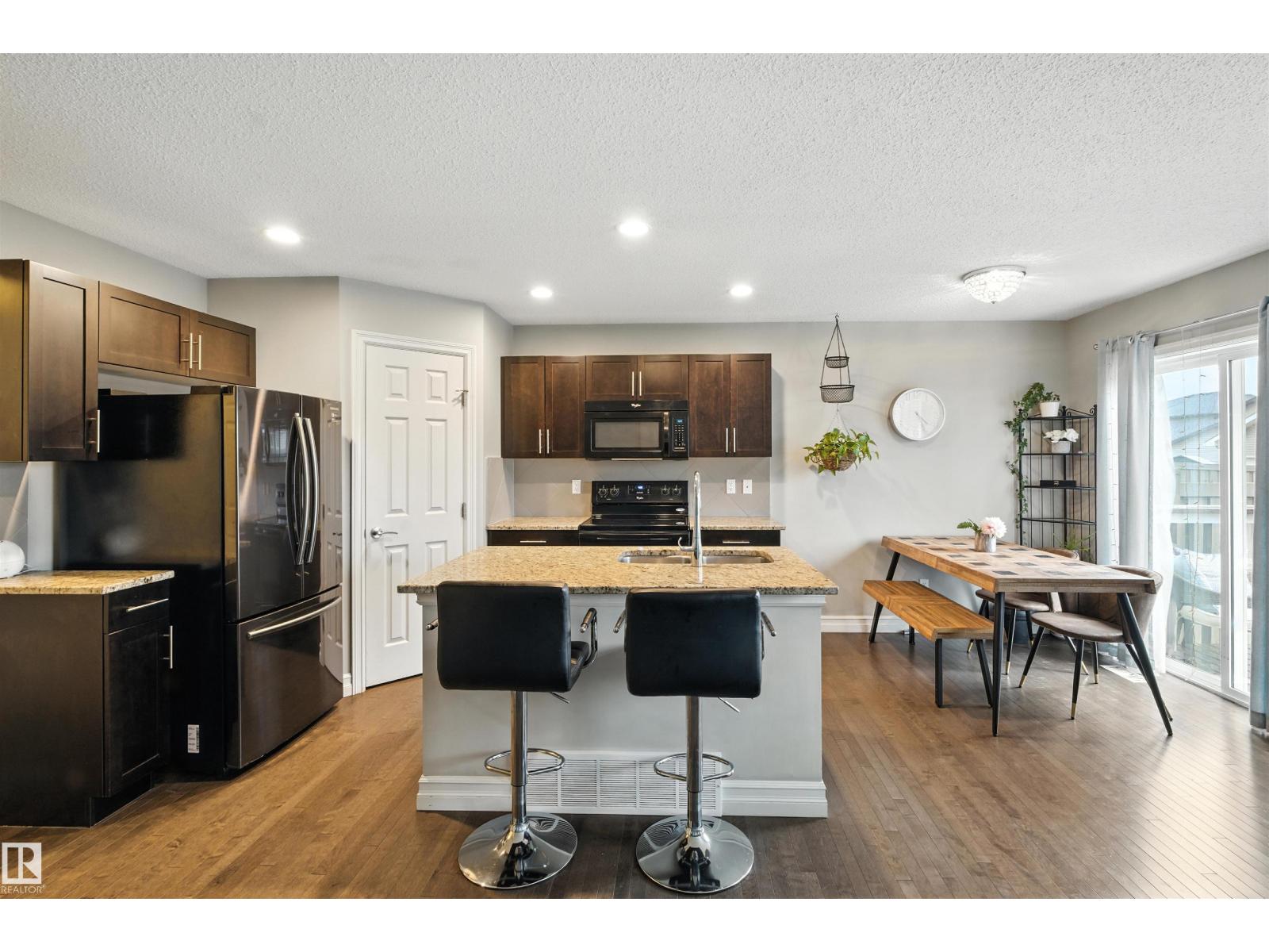 Photo 6 of 6863 Cardinal Link Li Sw, Edmonton AB