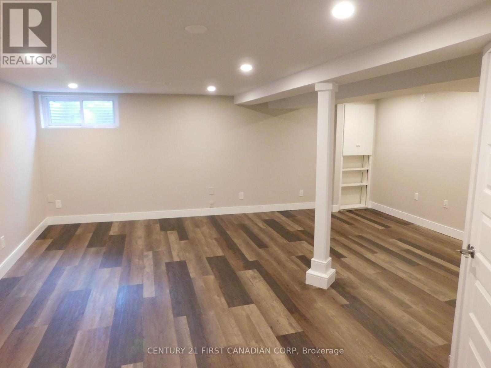 Photo 29 of 2 500 Osgoode Drive, London South ON