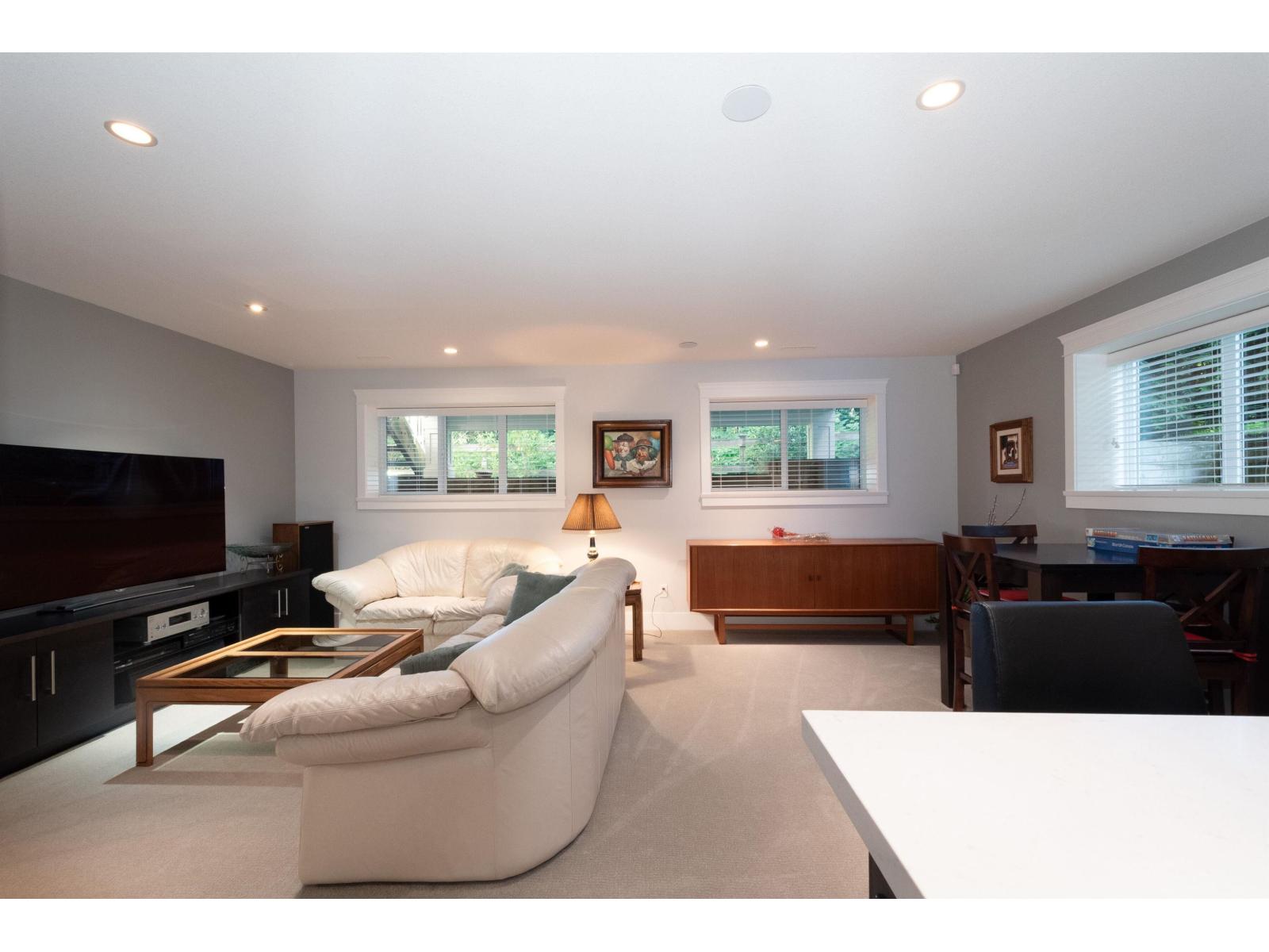 Photo 25 of 1 15989 Mountain View Drive, Surrey BC