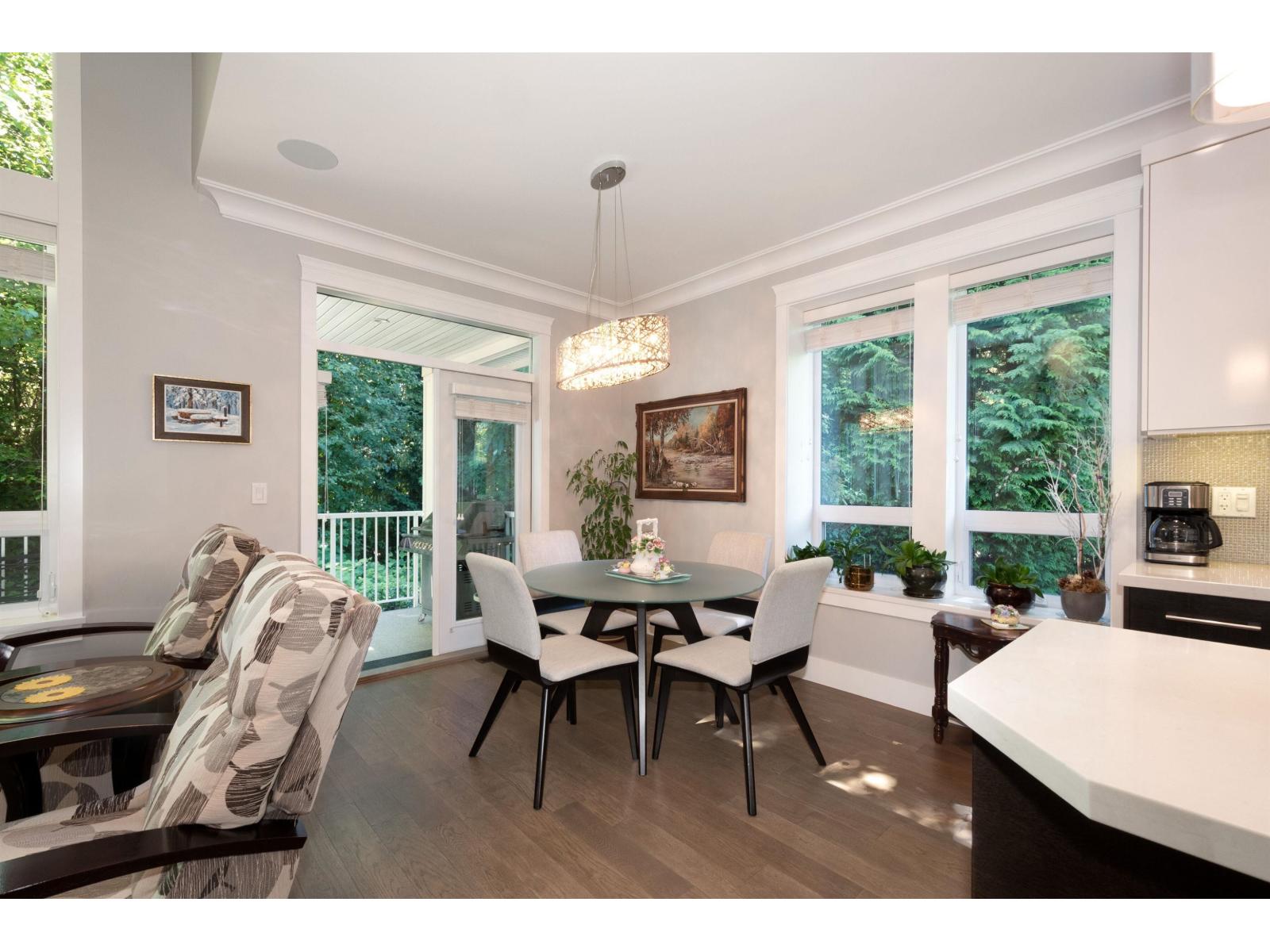 Photo 13 of 1 15989 Mountain View Drive, Surrey BC