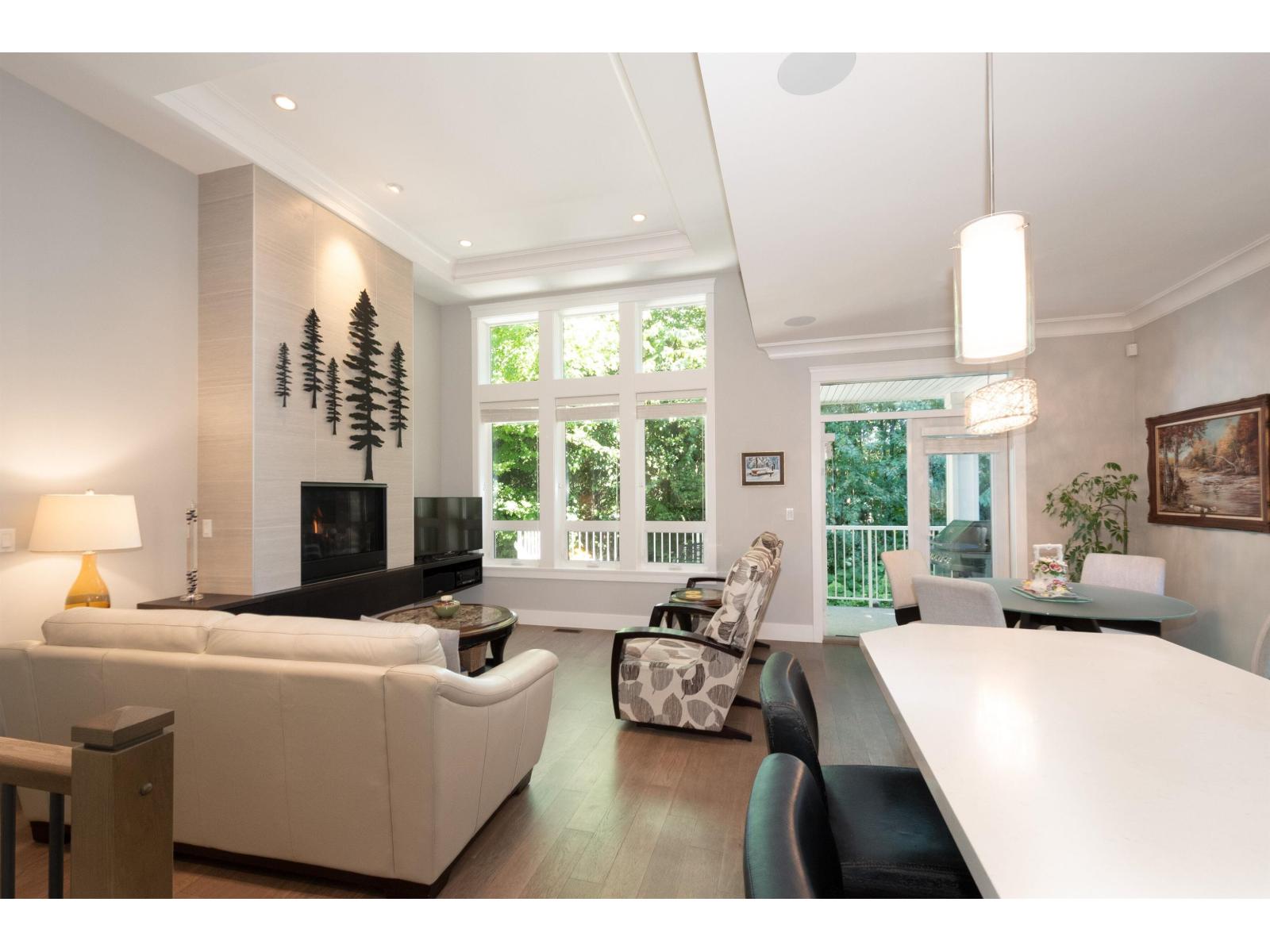 Photo 2 of 1 15989 Mountain View Drive, Surrey BC