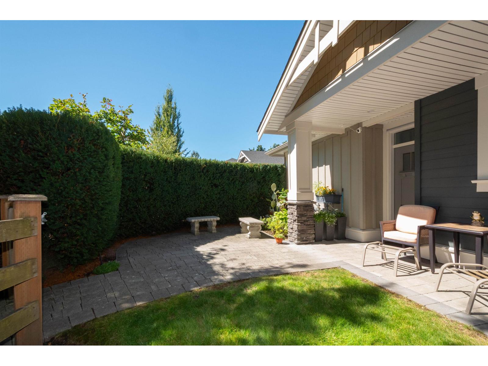 Photo 34 of 1 15989 Mountain View Drive, Surrey BC