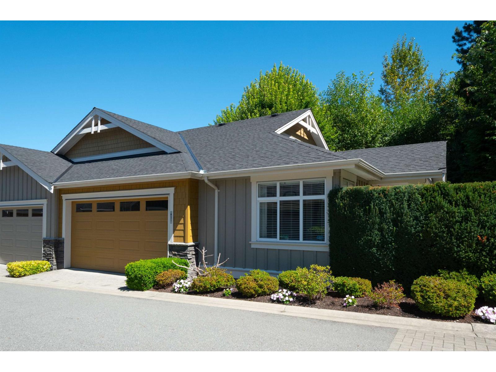 Photo 39 of 1 15989 Mountain View Drive, Surrey BC
