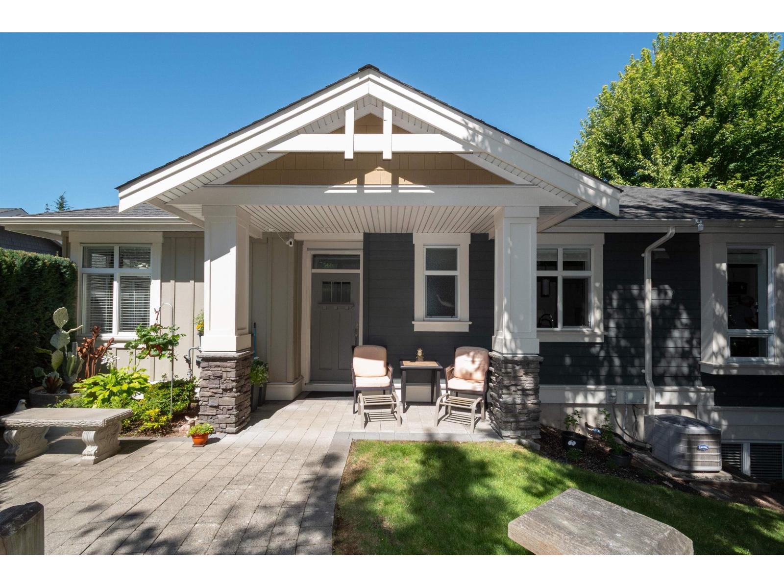 Photo 1 of 1 15989 Mountain View Drive, Surrey BC