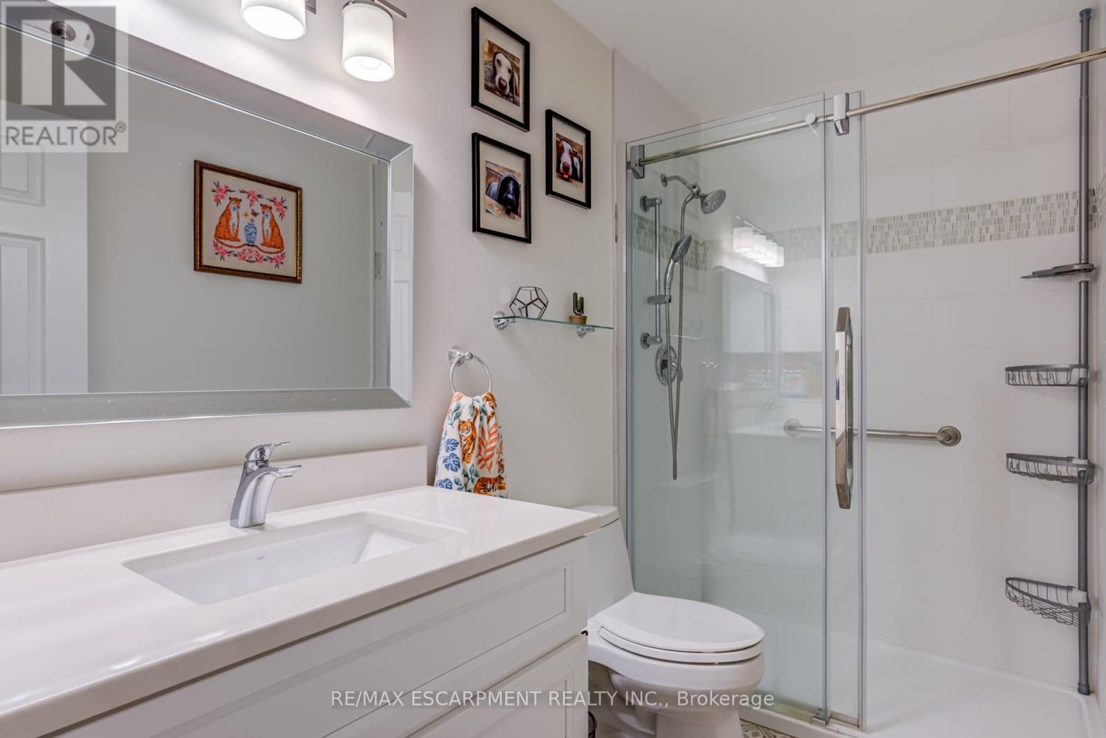 Photo 24 of 5 1560 Kerns Road, Burlington ON