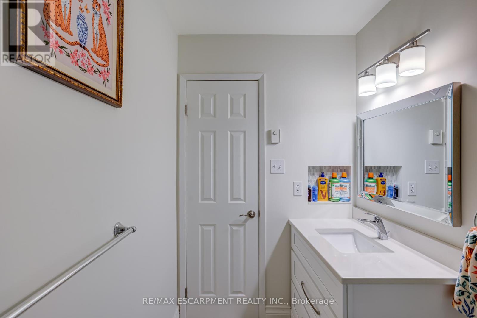 Photo 25 of 5 1560 Kerns Road, Burlington ON
