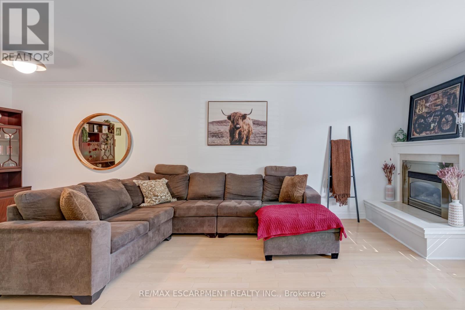 Photo 9 of 5 1560 Kerns Road, Burlington ON