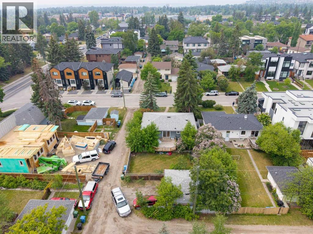 Single Family House Bungalow for Sale in  Kinsale Road SW Killarney/Glengarry Calgary 