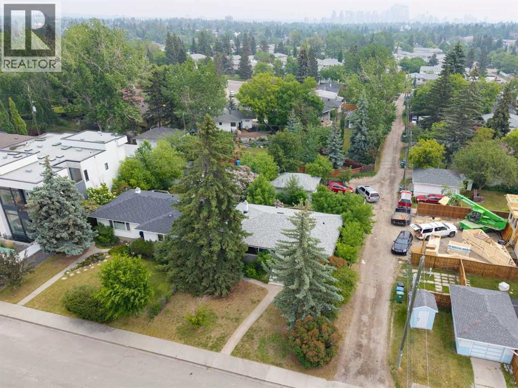 Single Family House Bungalow for Sale in  Kinsale Road SW Killarney/Glengarry Calgary 