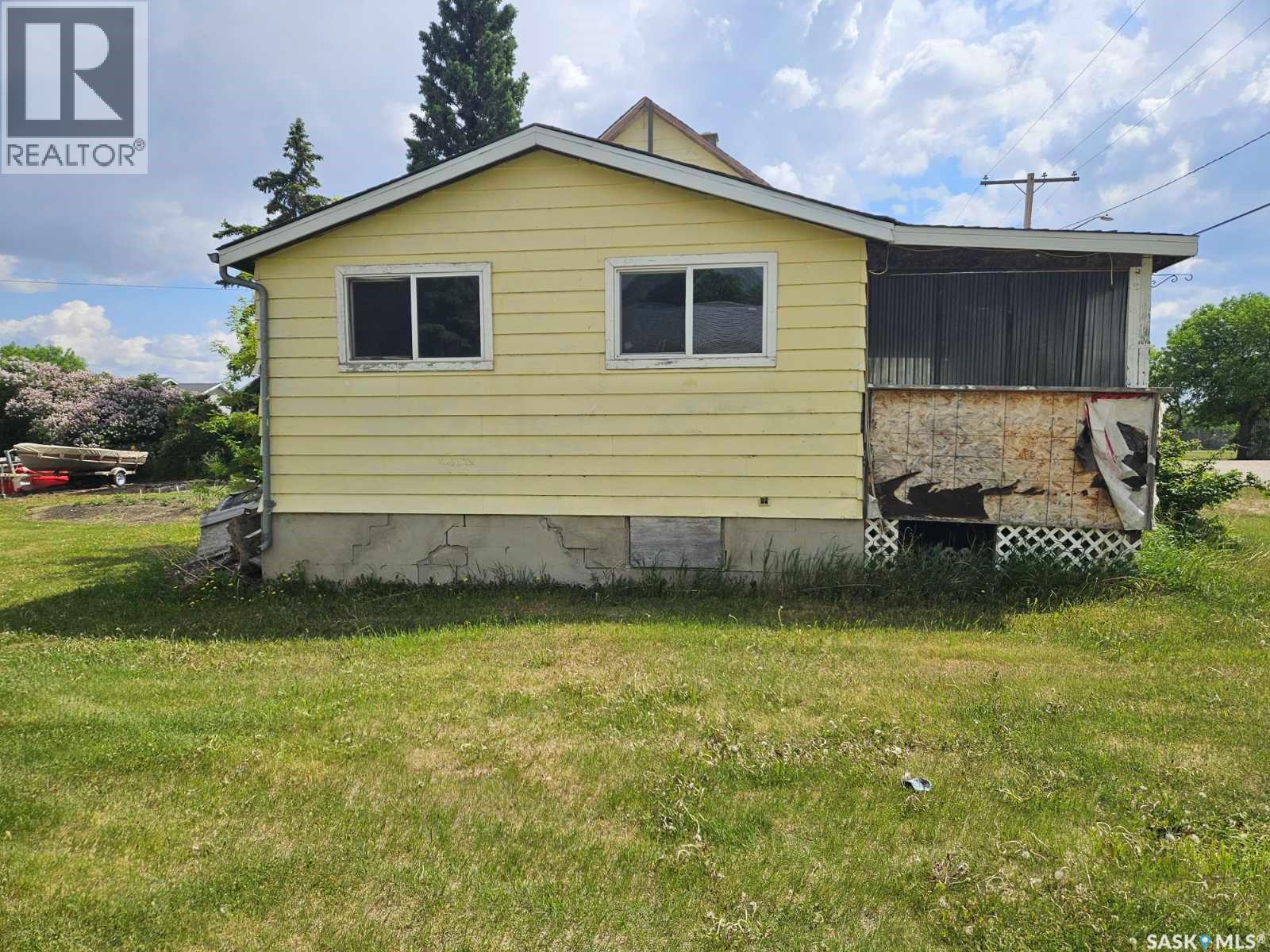 Photo 1 of 603 Buffer Avenue, Vonda SK