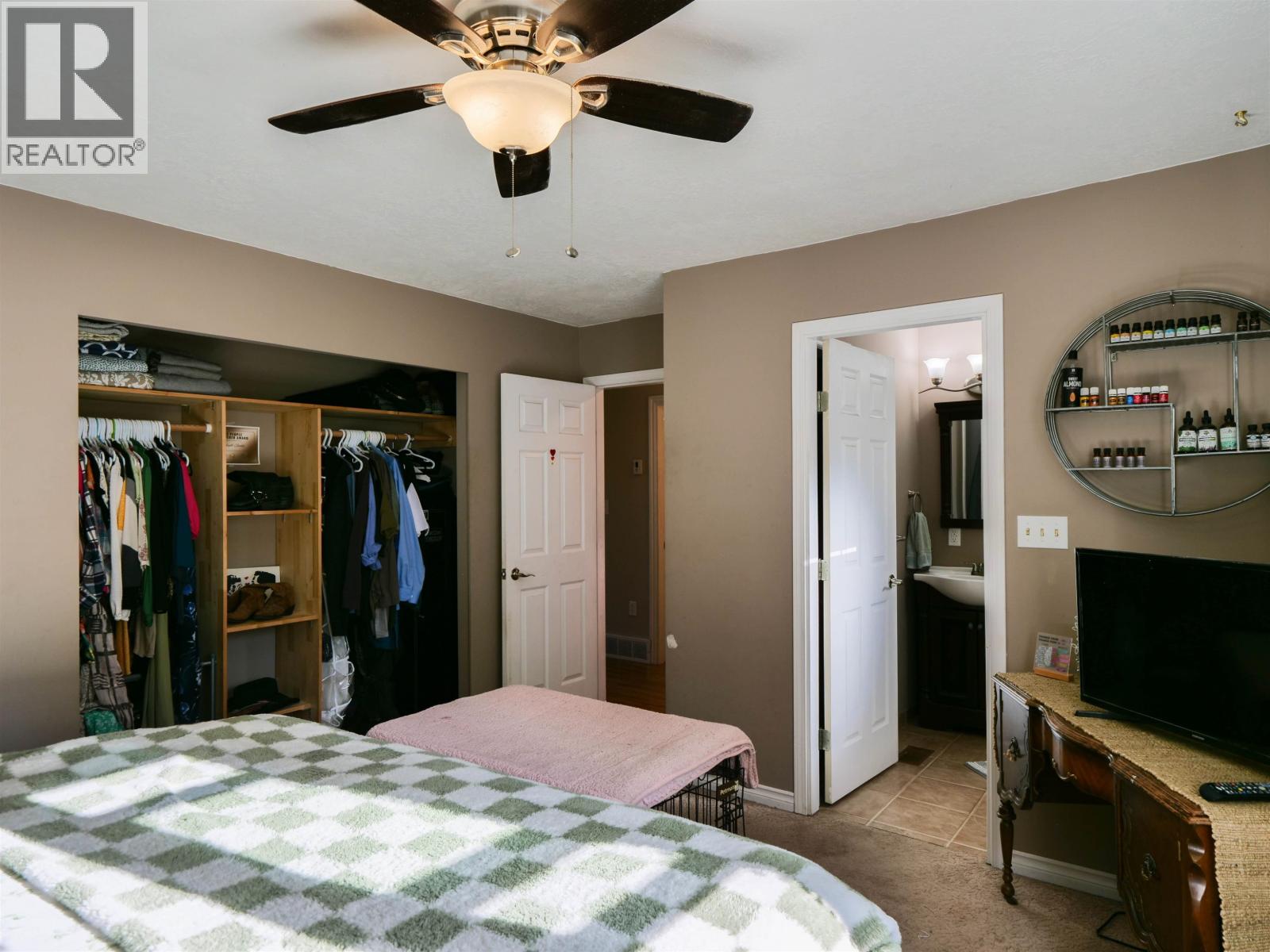 521 DAWSON STREET, Quesnel