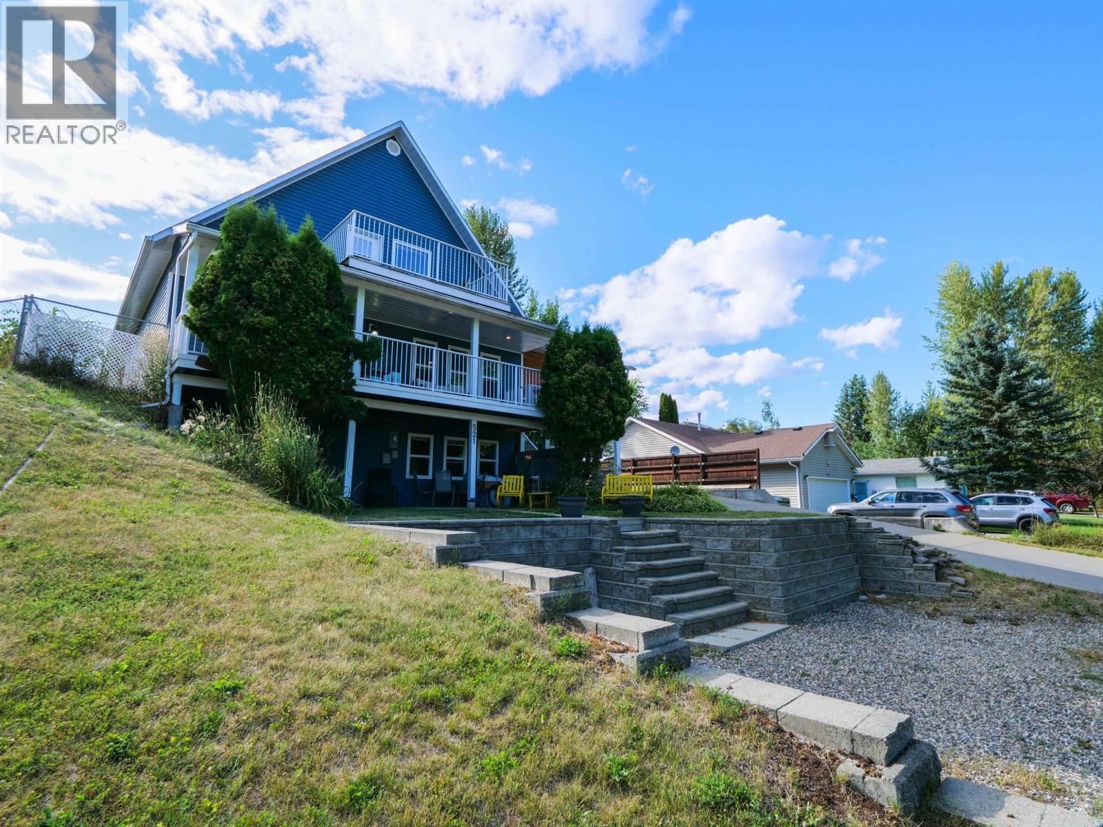 521 DAWSON STREET, Quesnel