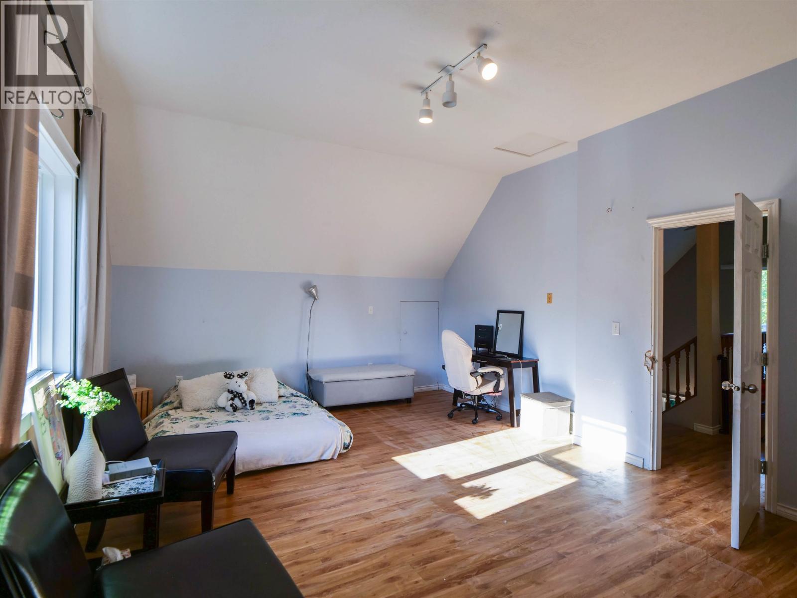 521 DAWSON STREET, Quesnel