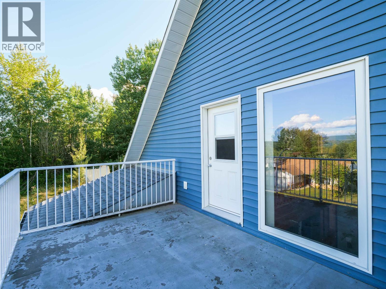 521 DAWSON STREET, Quesnel