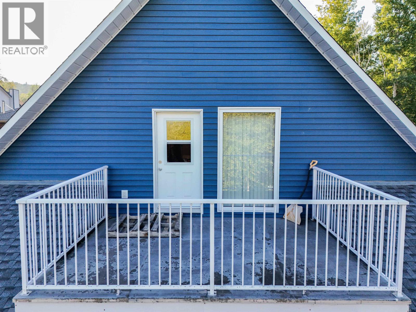 521 DAWSON STREET, Quesnel