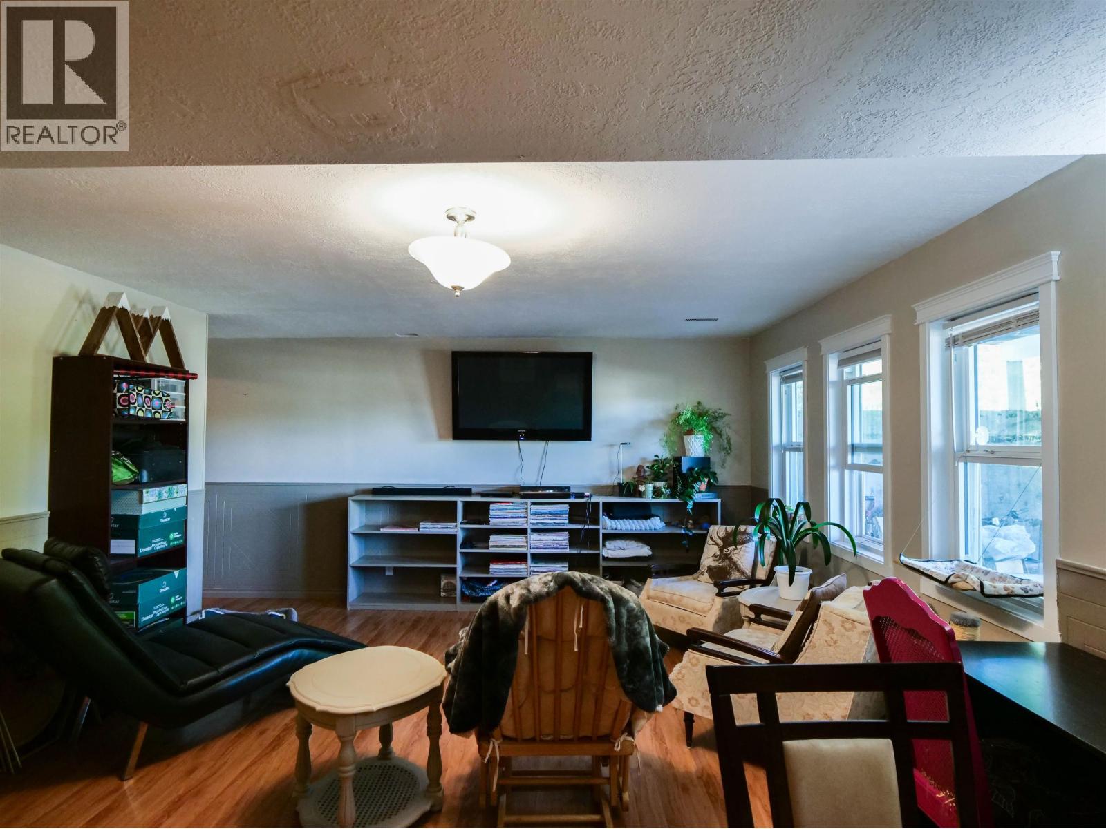 521 DAWSON STREET, Quesnel