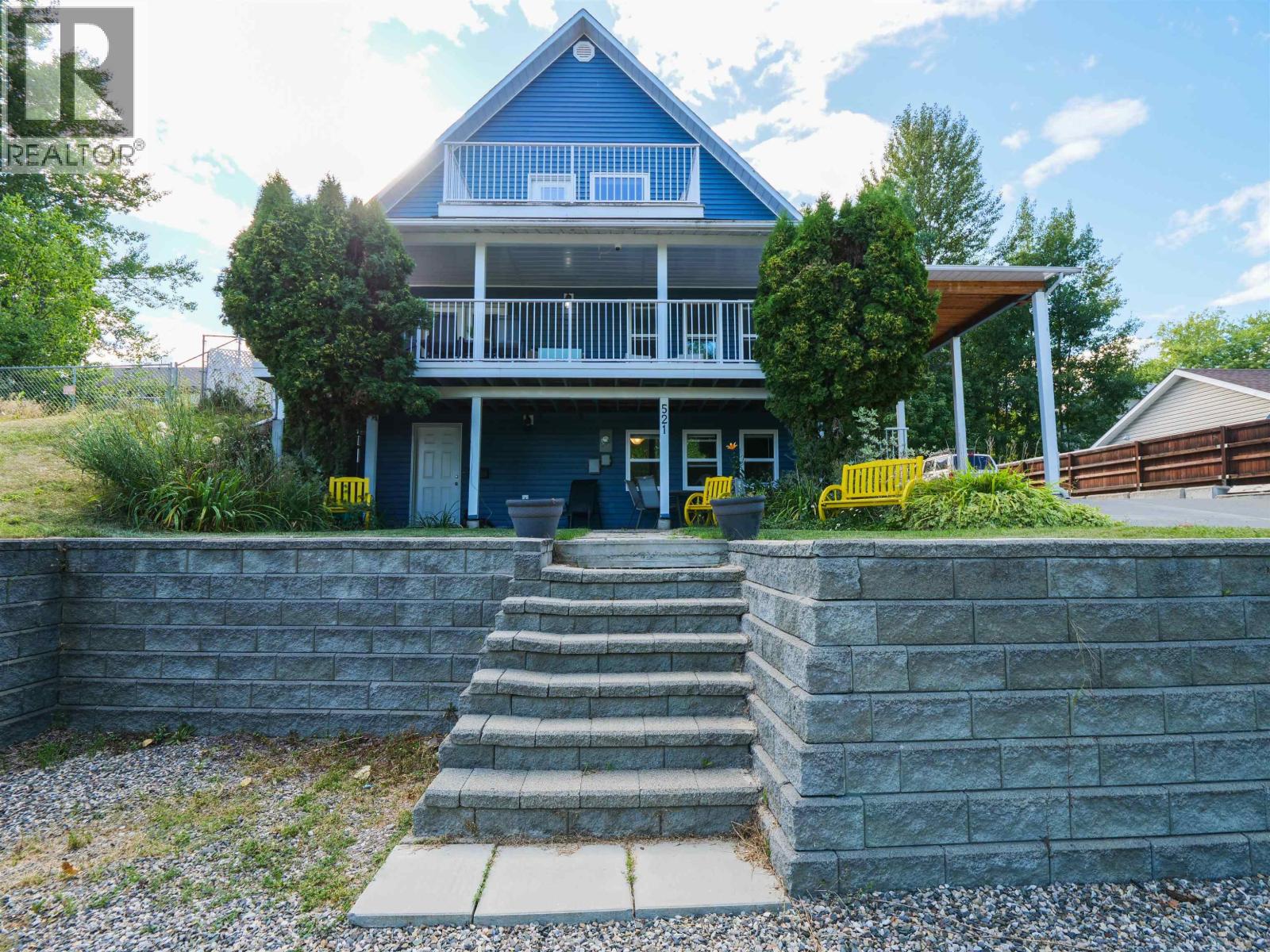 521 DAWSON STREET, Quesnel