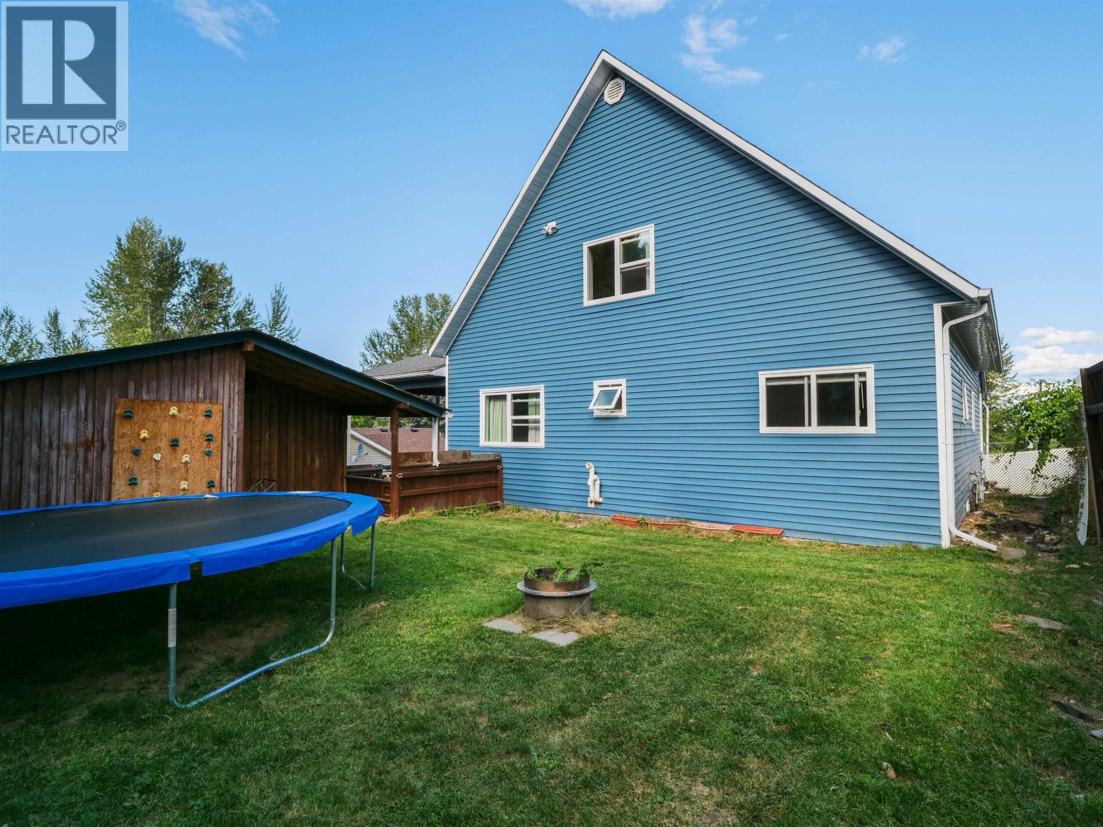 521 DAWSON STREET, Quesnel