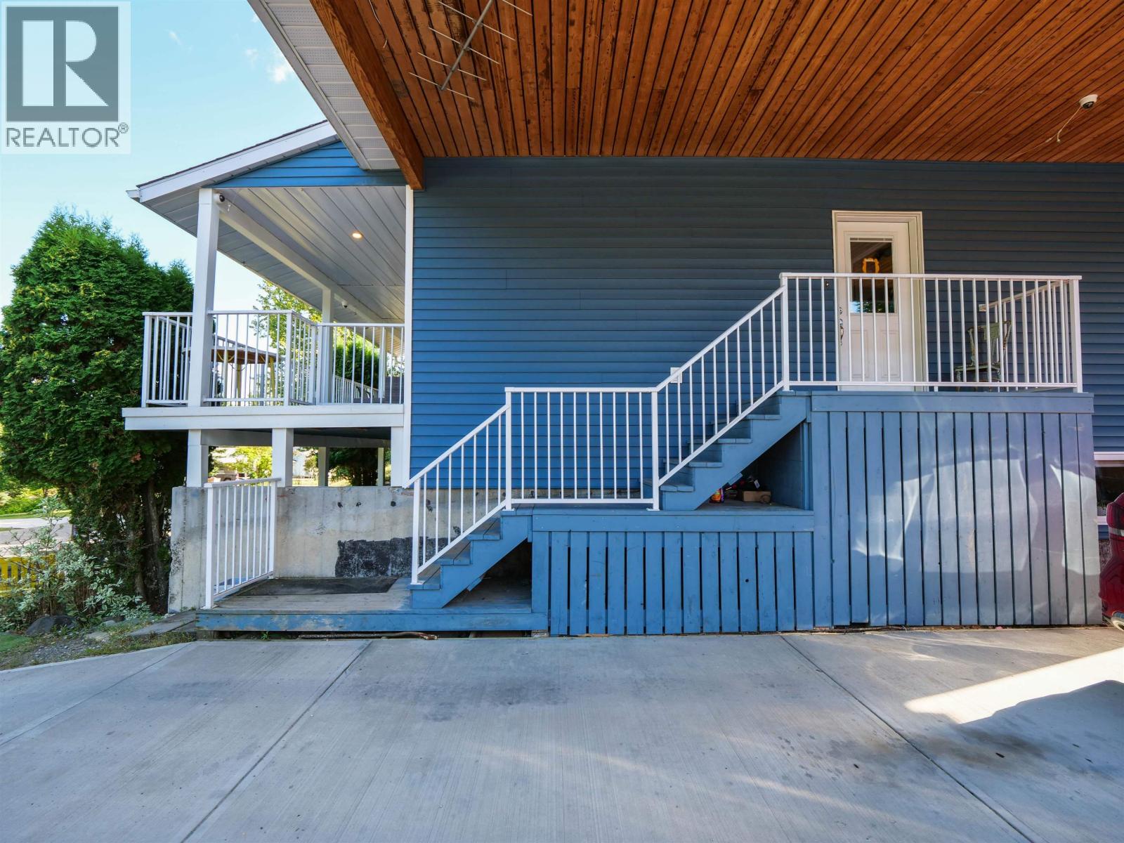 521 DAWSON STREET, Quesnel