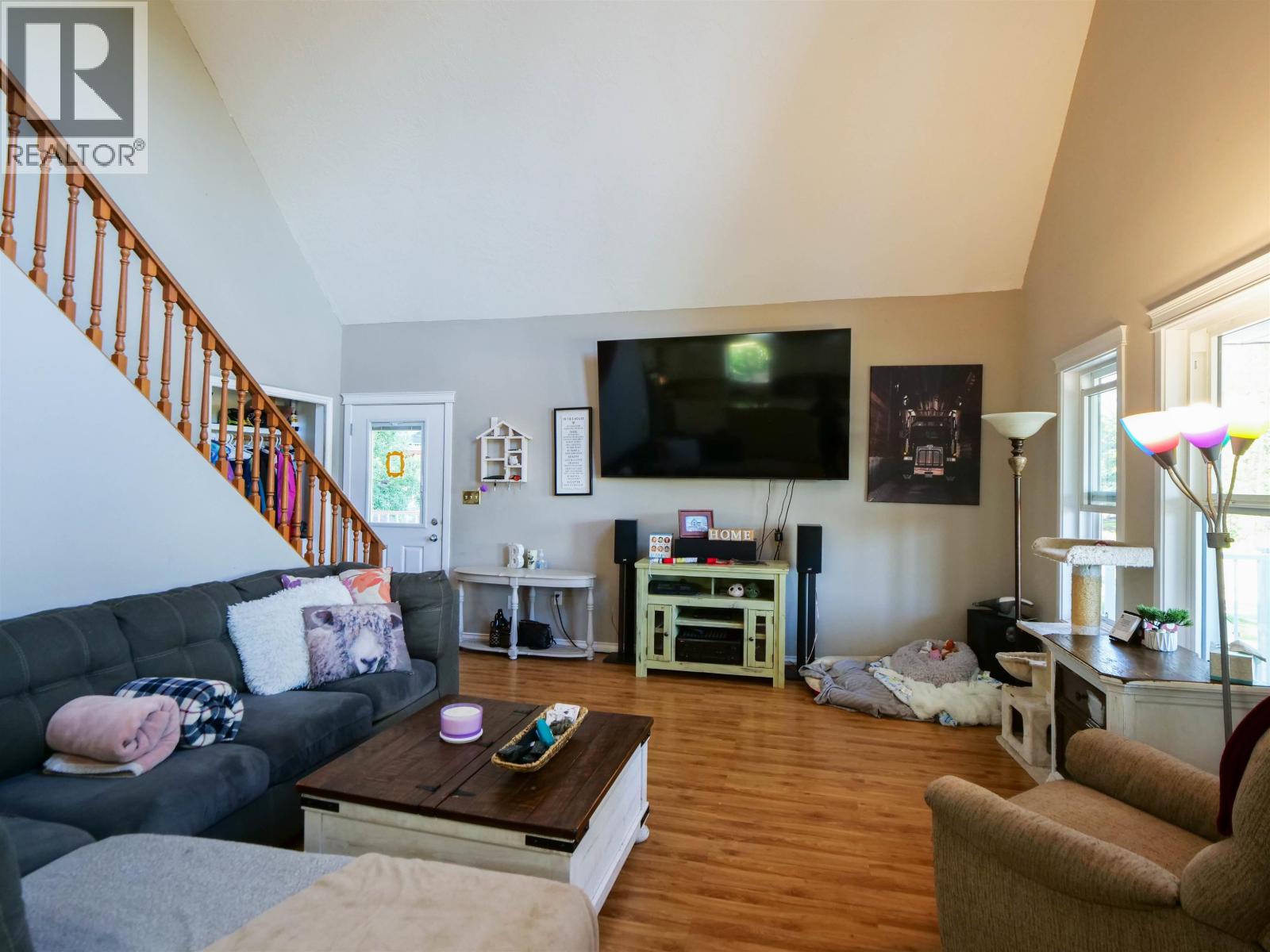 521 DAWSON STREET, Quesnel