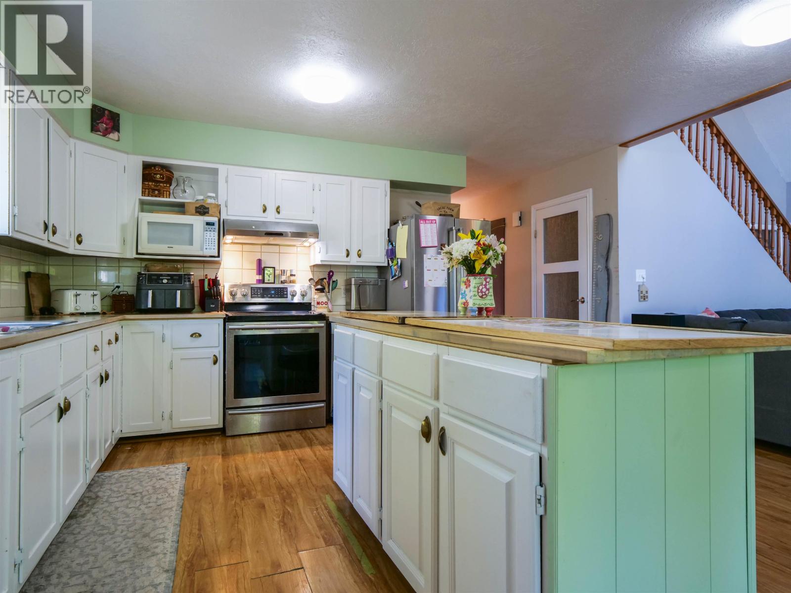 521 DAWSON STREET, Quesnel