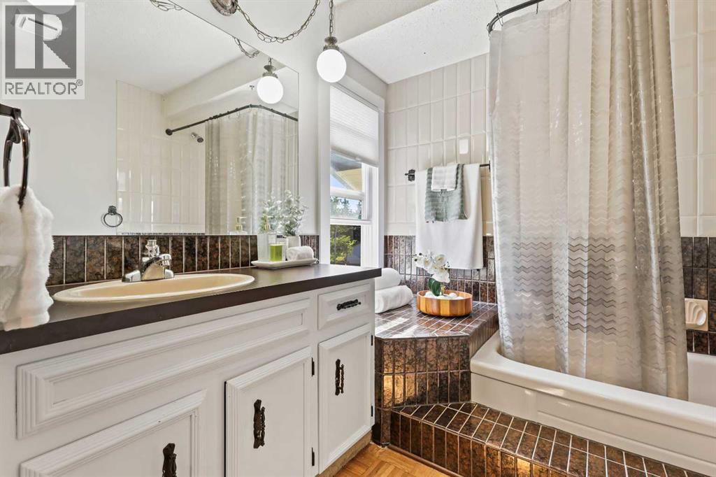 Single Family House for Sale in  Range Drive NW Ranchlands Calgary 