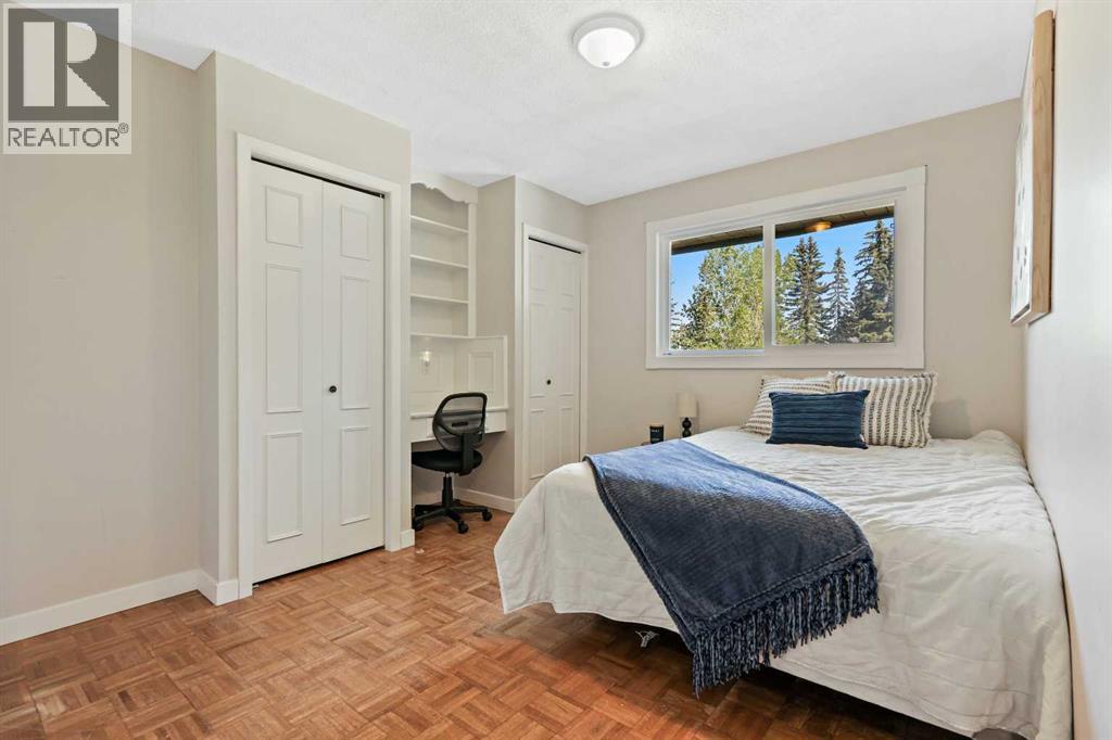 Single Family House for Sale in  Range Drive NW Ranchlands Calgary 