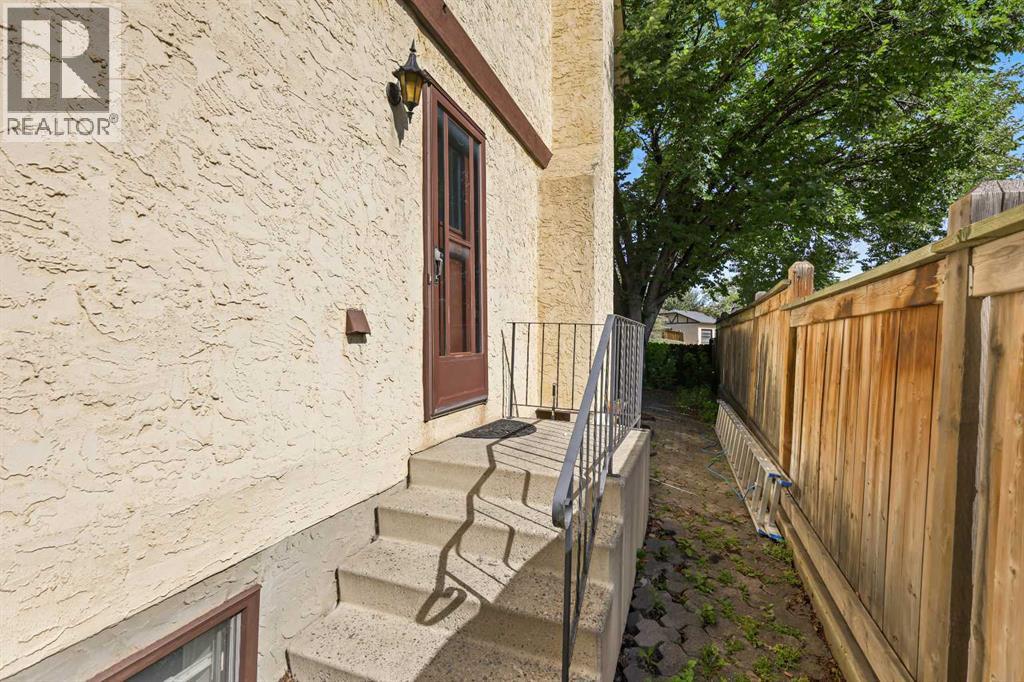 Single Family House for Sale in  Range Drive NW Ranchlands Calgary 