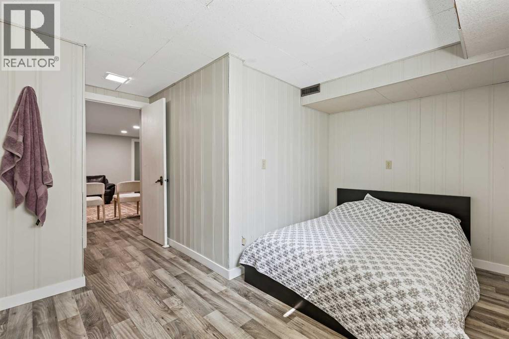 Single Family House for Sale in  Range Drive NW Ranchlands Calgary 