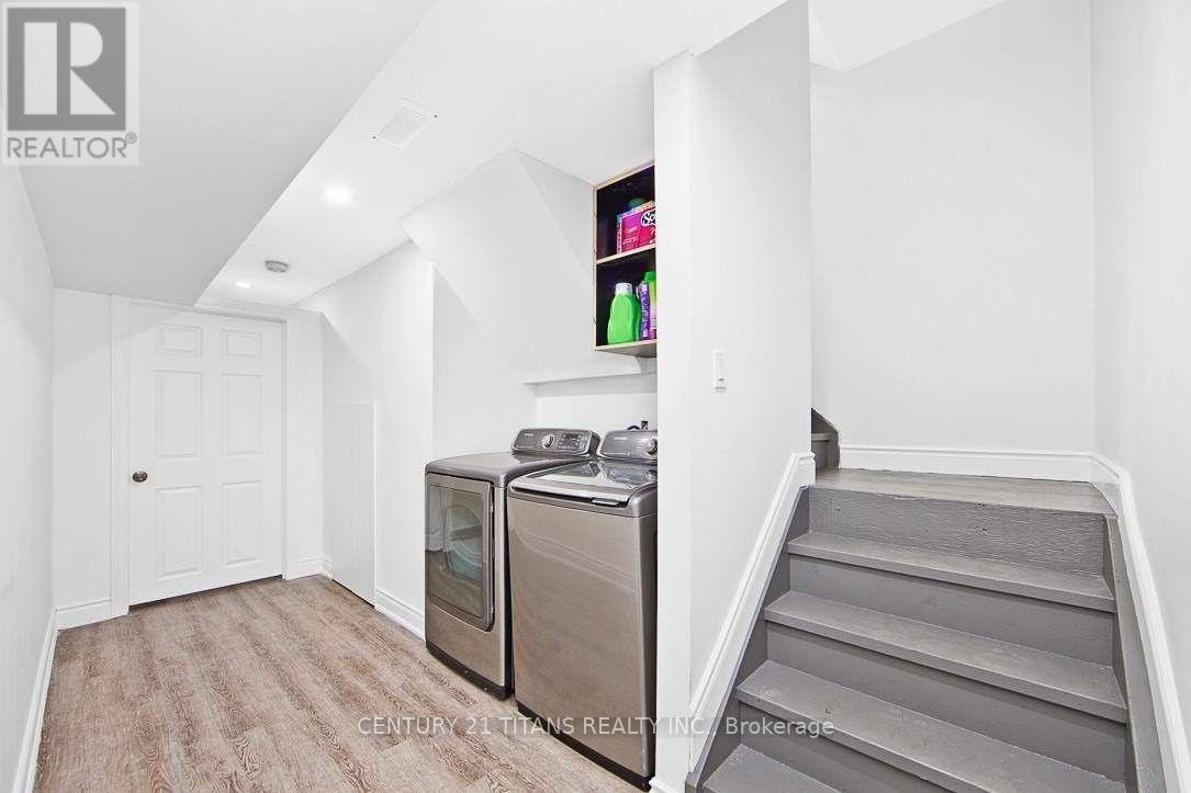 Photo 16 of 30 Trevino Crescent, Brampton ON