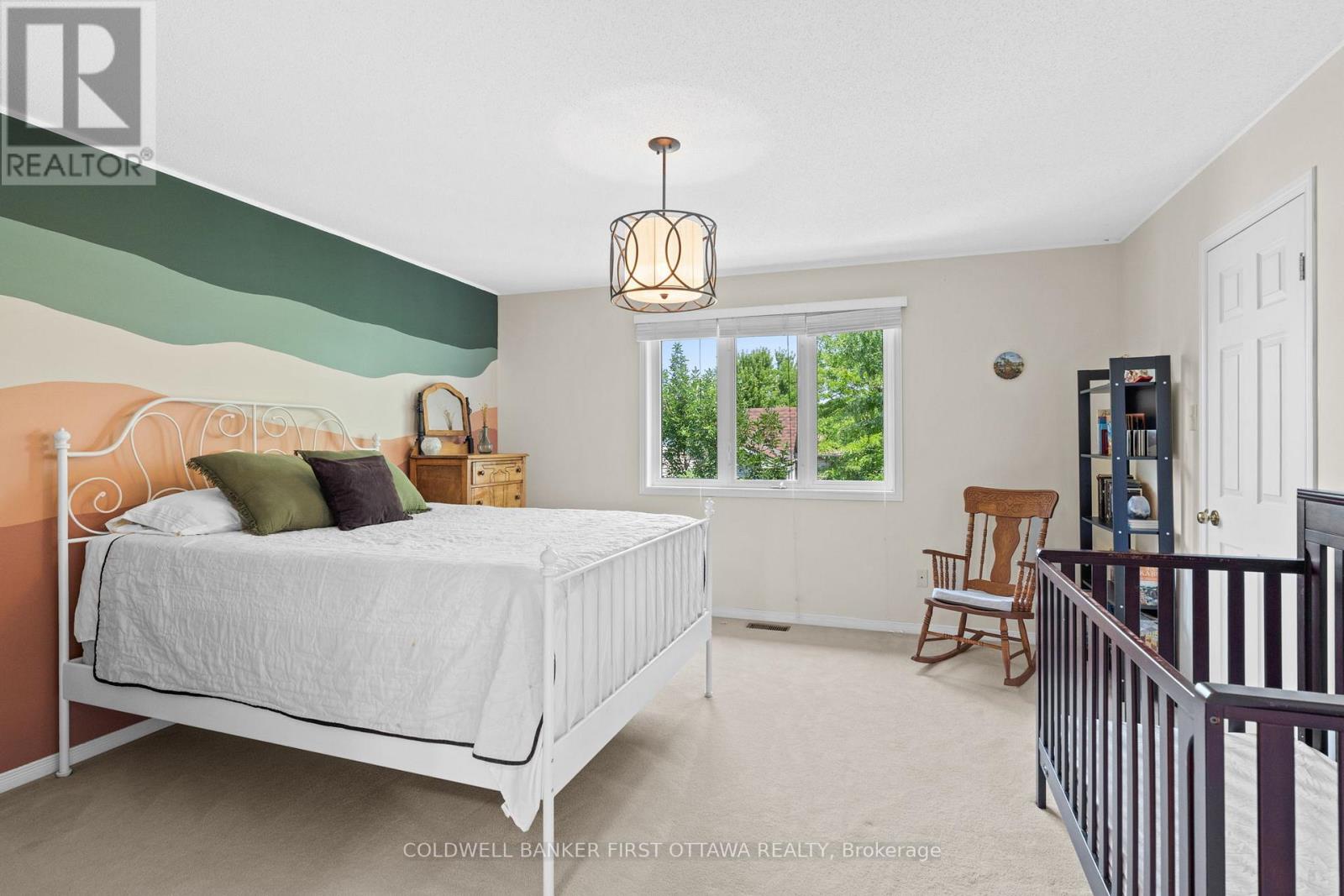 Photo 20 of 51 Helmsdale Drive, Ottawa ON
