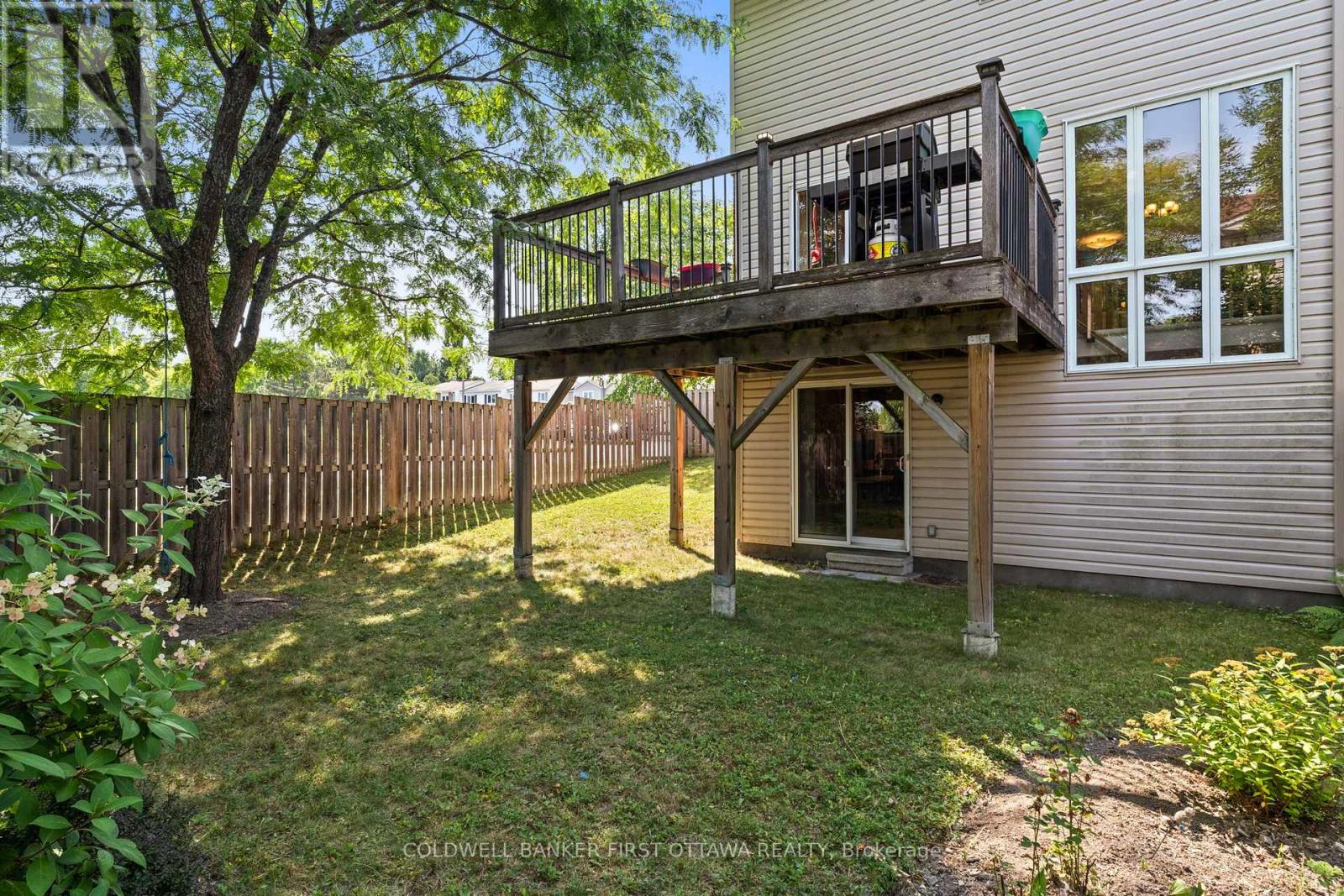 Photo 37 of 51 Helmsdale Drive, Ottawa ON