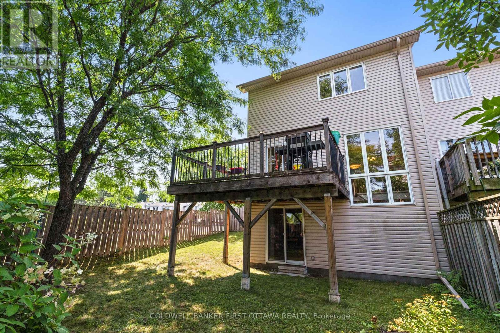 Photo 38 of 51 Helmsdale Drive, Ottawa ON
