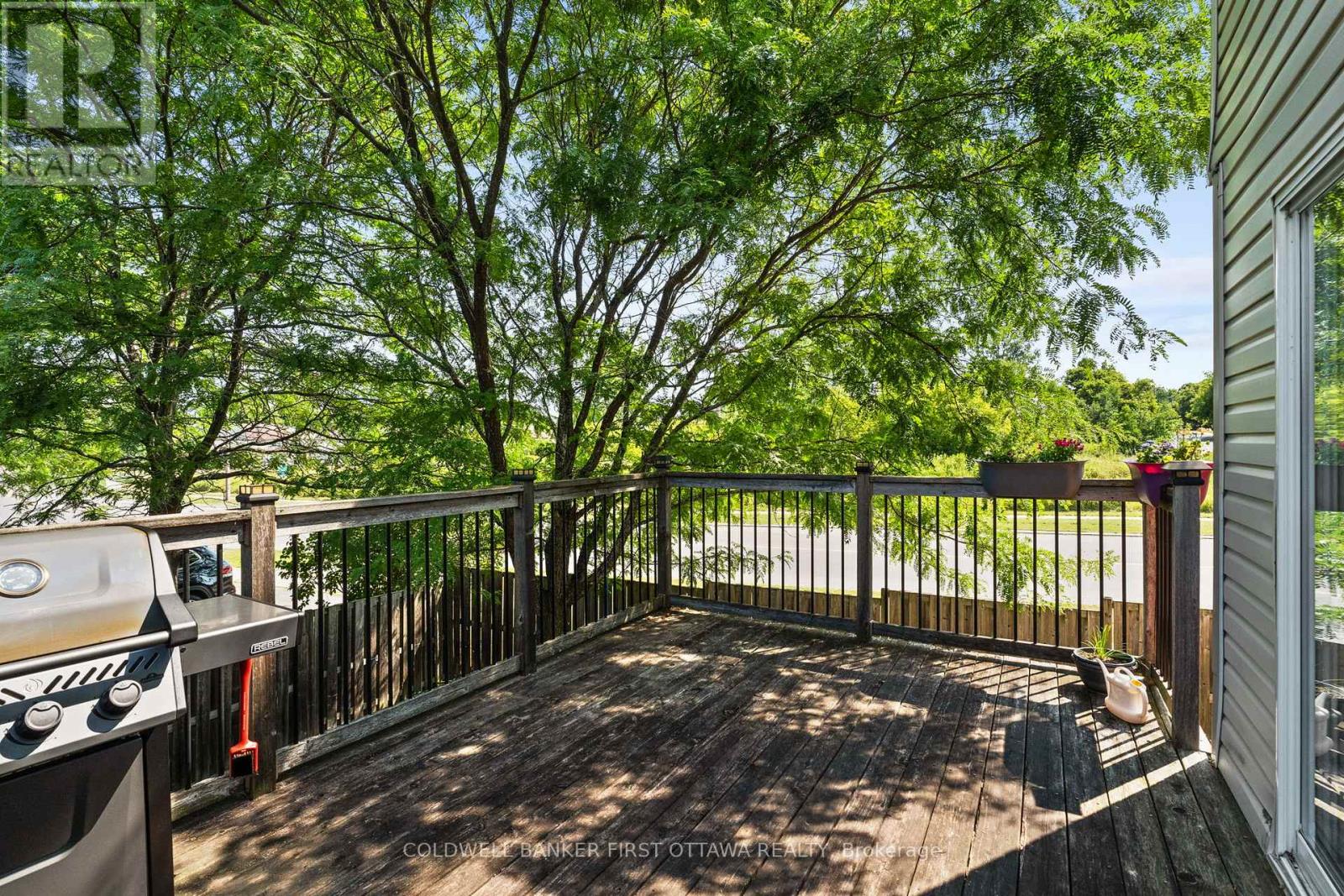 Photo 39 of 51 Helmsdale Drive, Ottawa ON