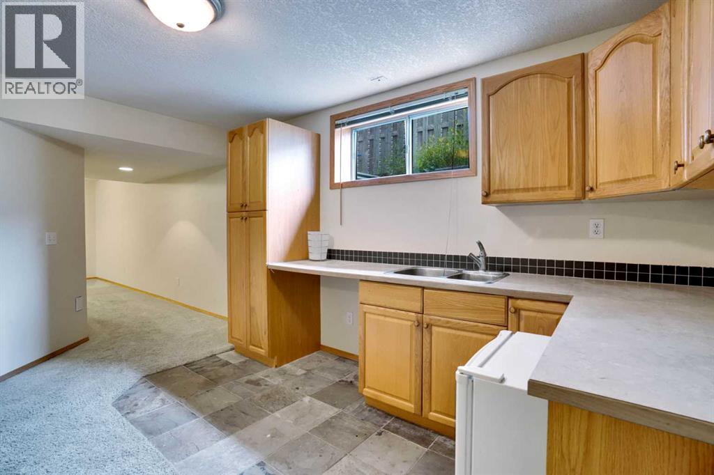 Single Family House for Sale in  Chaparral Drive SE Chaparral Calgary 