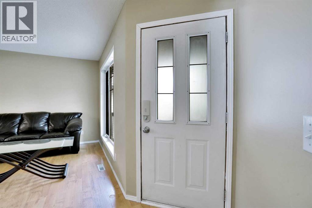Single Family House for Sale in  Chaparral Drive SE Chaparral Calgary 