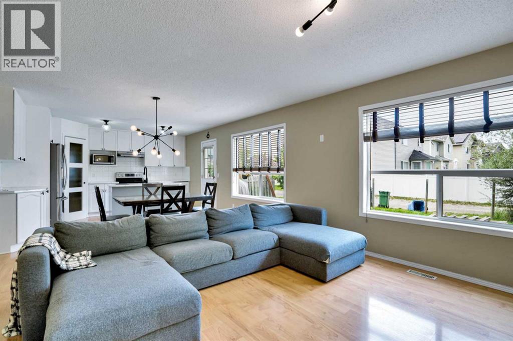 Single Family House for Sale in  Chaparral Drive SE Chaparral Calgary 