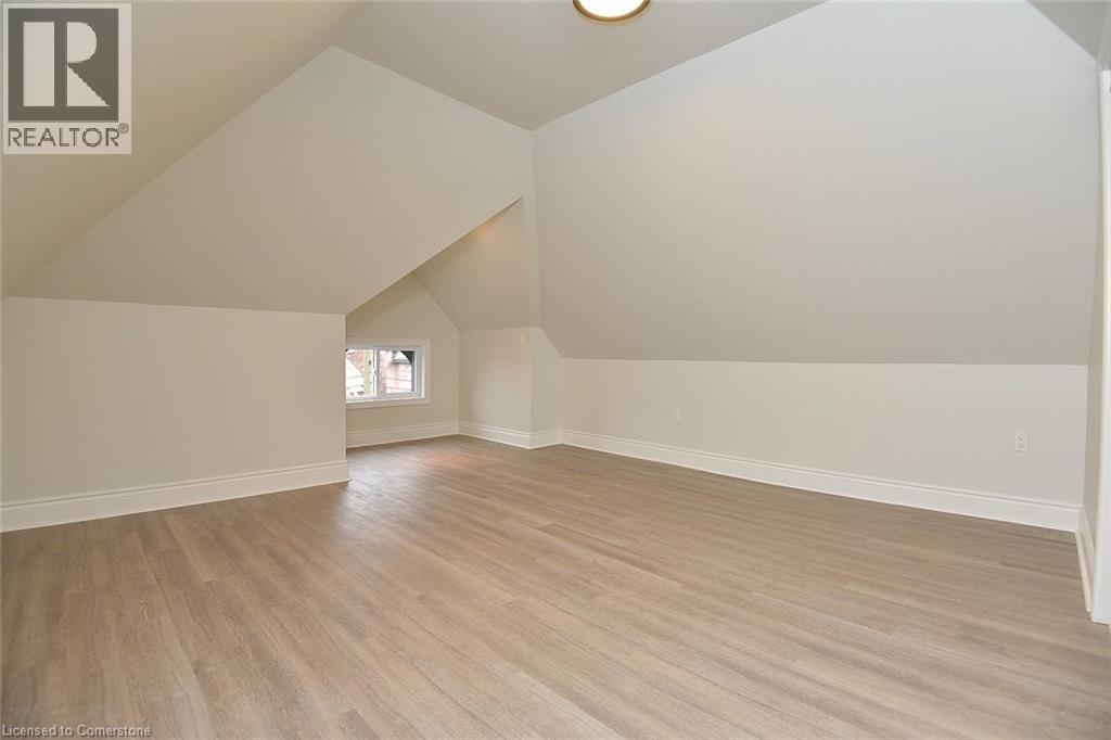 Photo 19 of 66 Erie Avenue Unit Upper, Hamilton ON