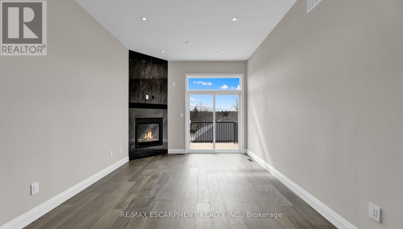 Photo 12 of 800 Garden Court Crescent, Woodstock ON