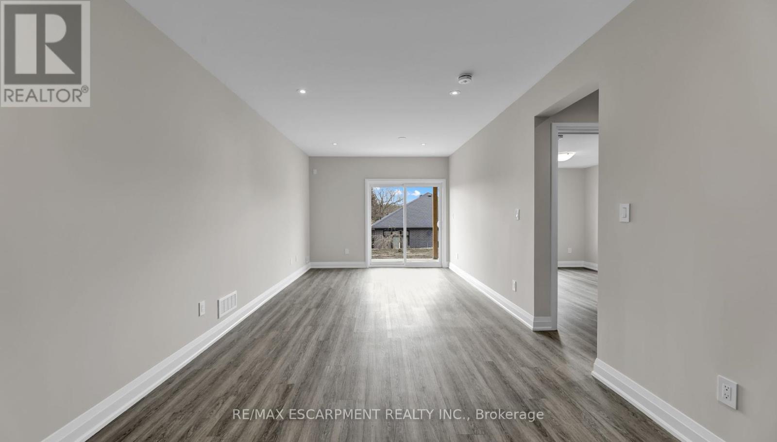 Photo 16 of 800 Garden Court Crescent, Woodstock ON