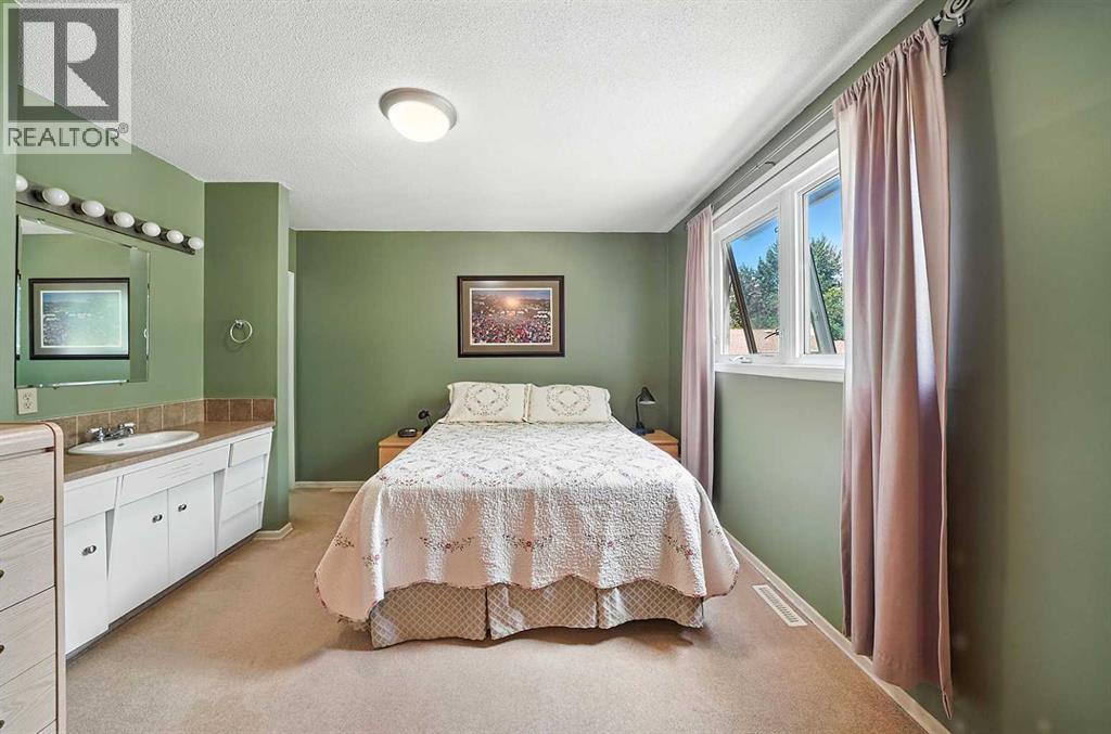 Photo 19 of 4758 56 Street, Red Deer AB