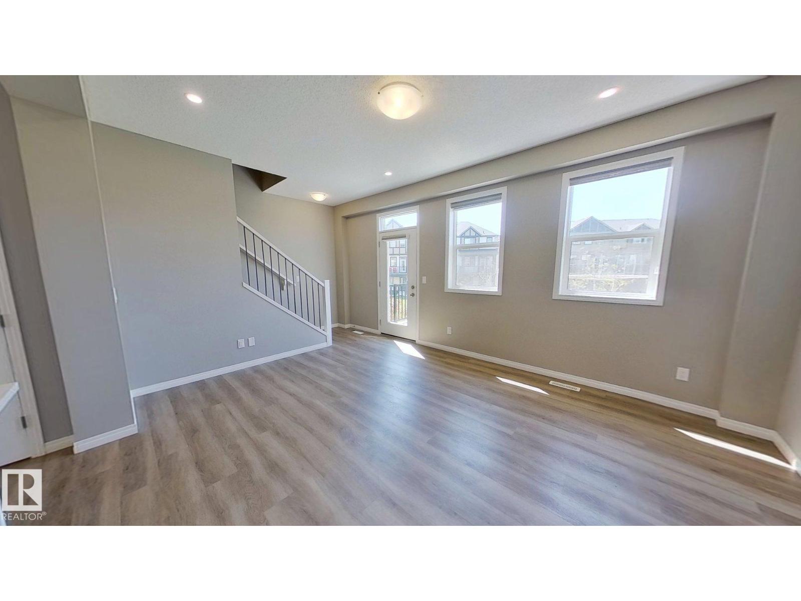Photo 10 of 105 2072 Wonnacott Wy Sw, Edmonton AB